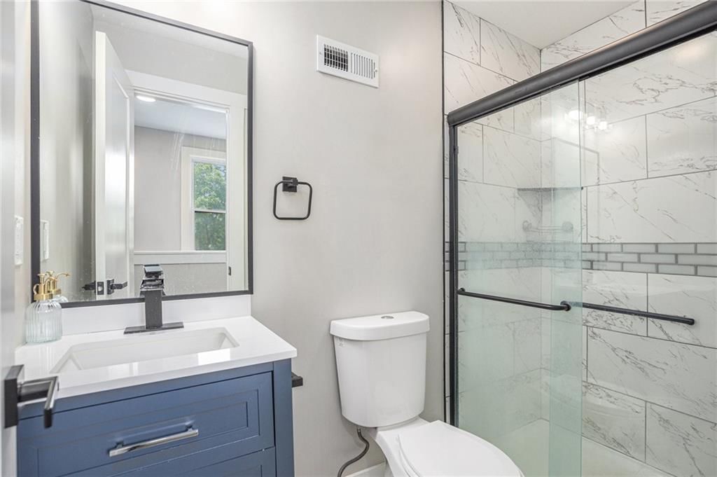 1116 Splitlog Avenue — photo 15