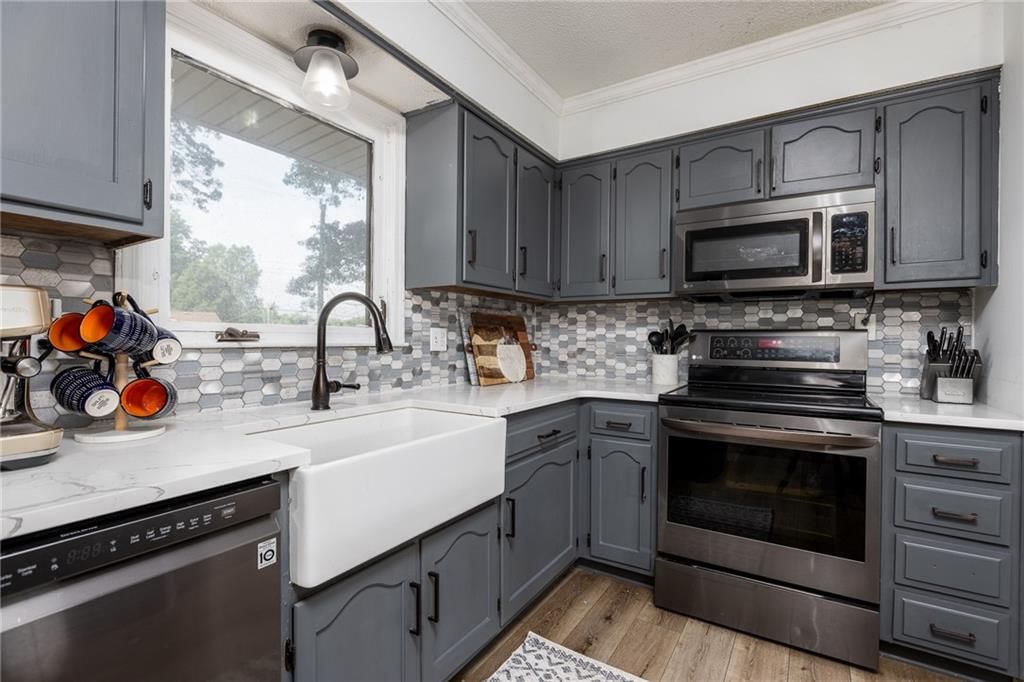 6925 NW 80th Street — photo 10