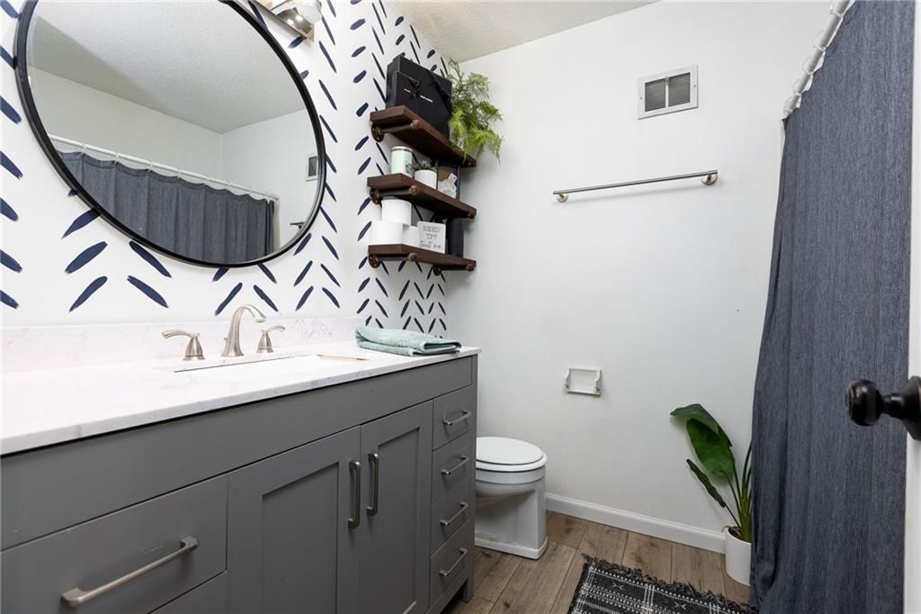 6925 NW 80th Street — photo 13