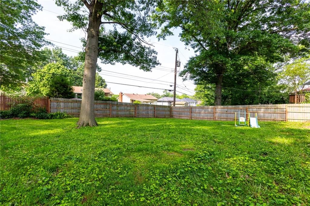 6925 NW 80th Street — photo 28