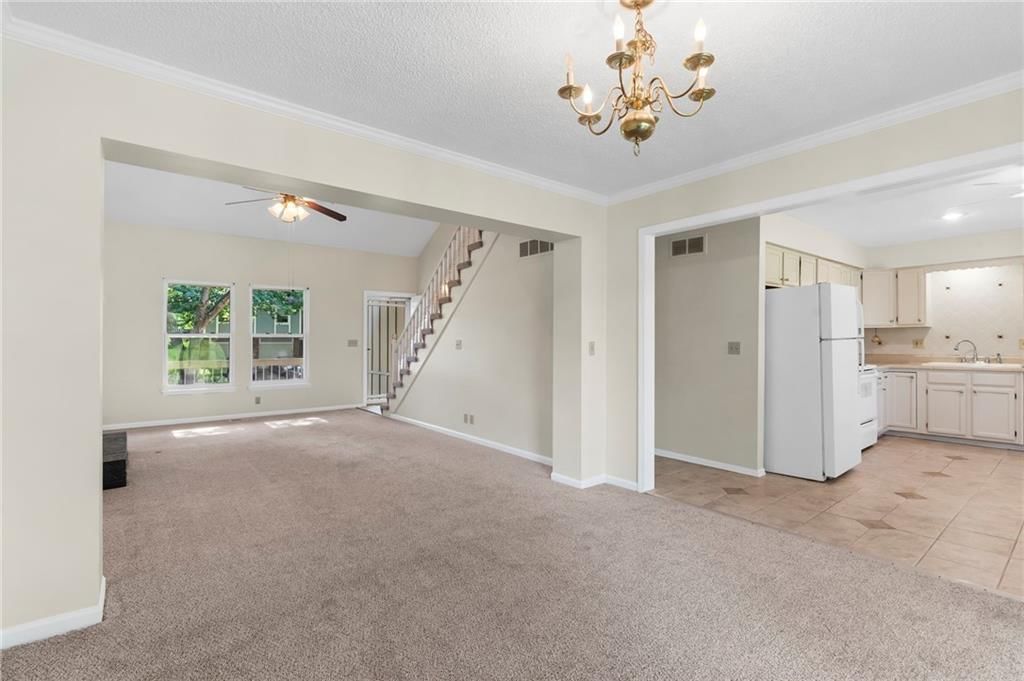 11820 Oakmont Street — photo 5