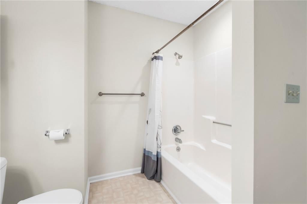 11820 Oakmont Street — photo 14
