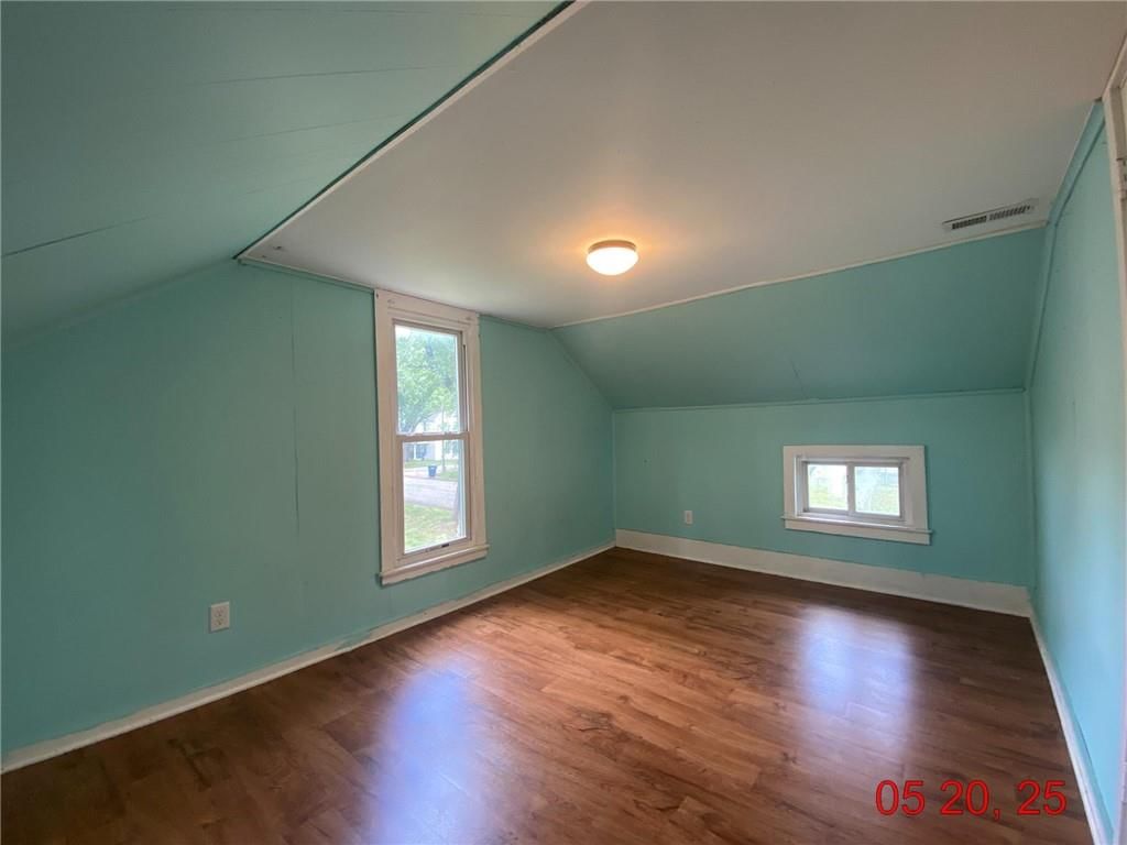 906 Cherokee Street — photo 11