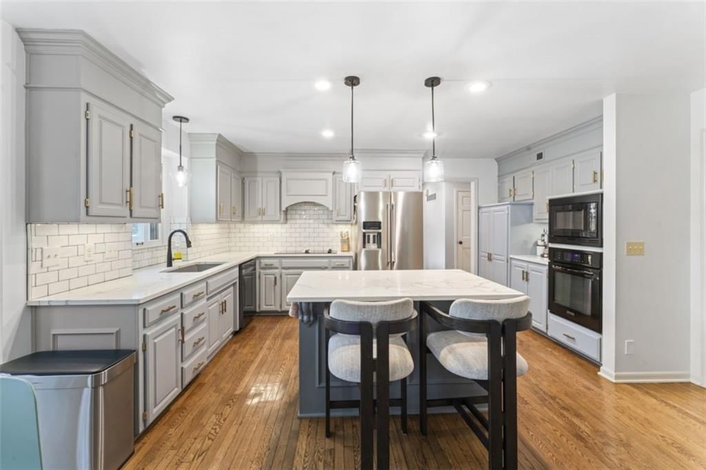 2405 W 124th Street — photo 14