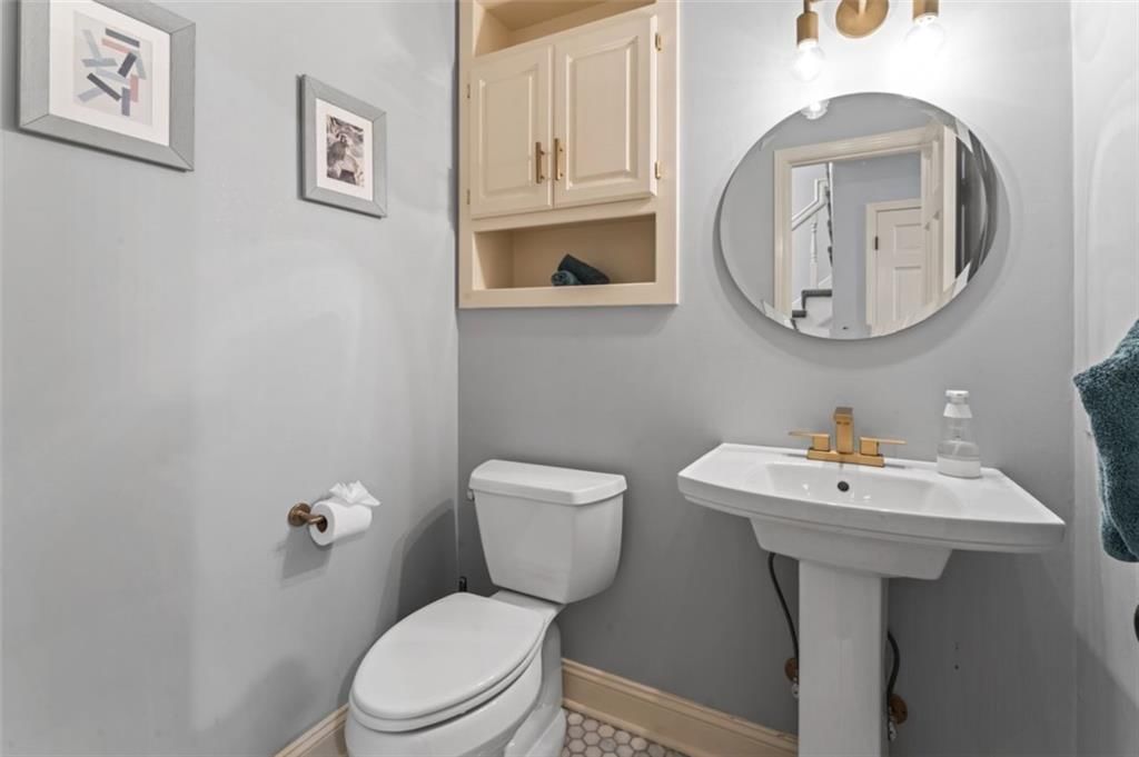 2405 W 124th Street — photo 22
