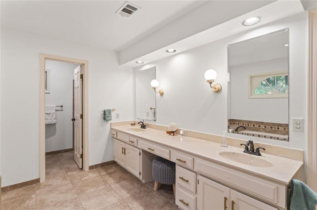 2405 W 124th Street — photo 29