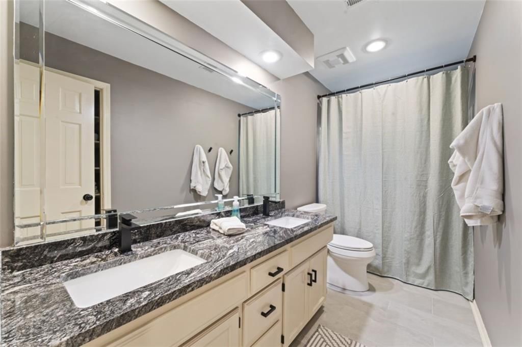 2405 W 124th Street — photo 43