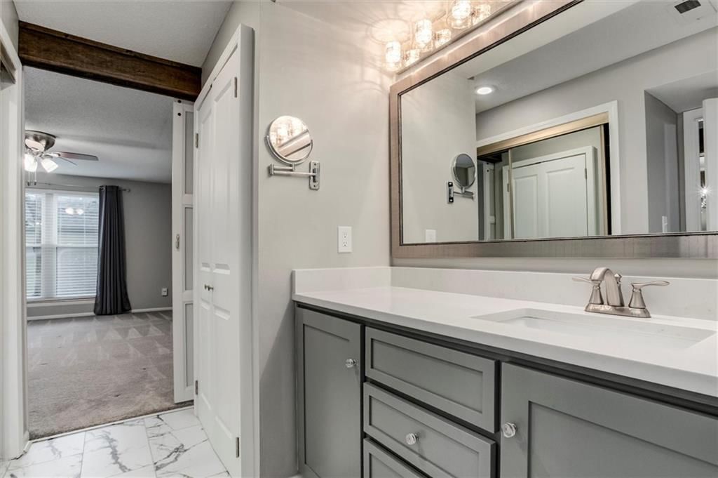 10734 Glenwood Street — photo 15