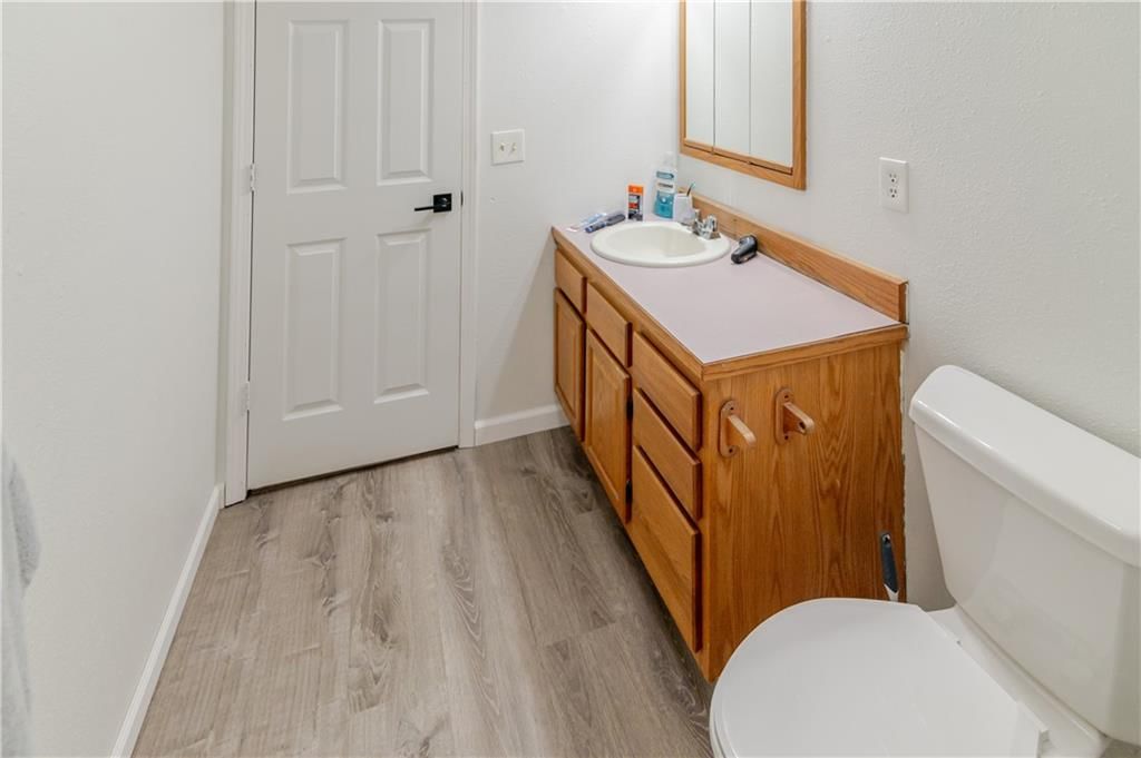 3505 N Woodbine Road — photo 40