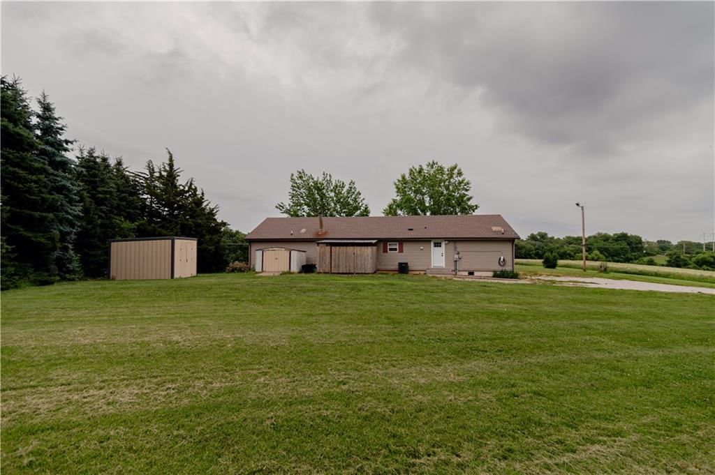 3505 N Woodbine Road — photo 46