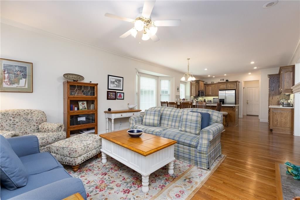 2832 S Woodbury Drive — photo 11