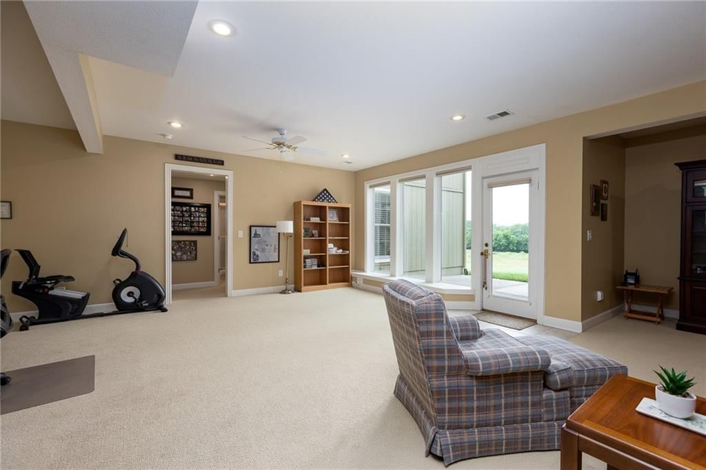2832 S Woodbury Drive — photo 27
