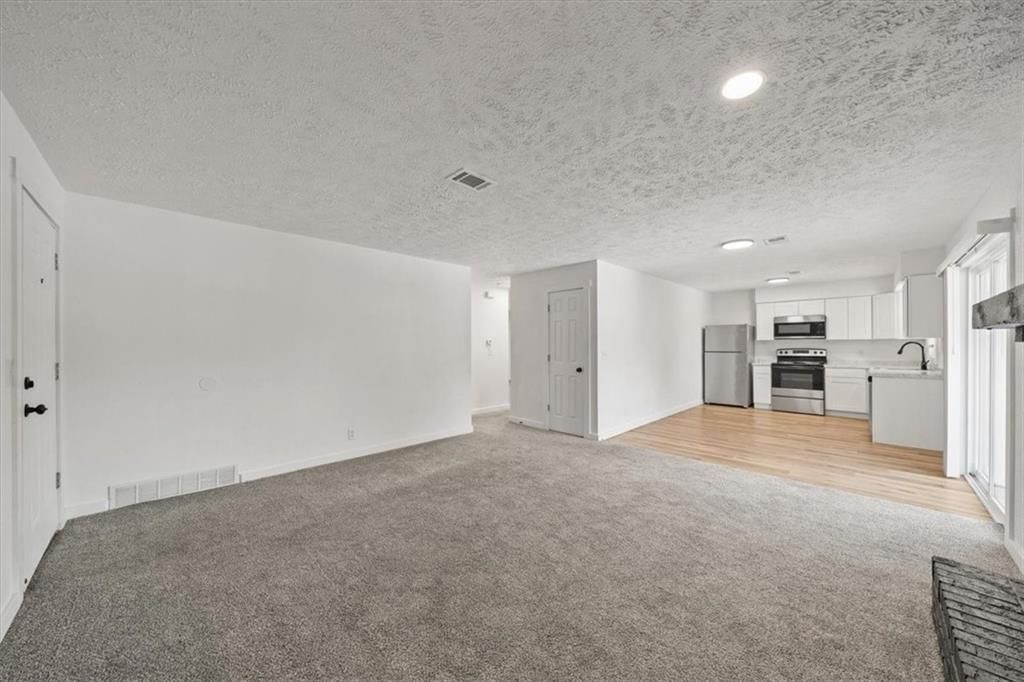 1003 Twin Oaks Terrace — photo 16