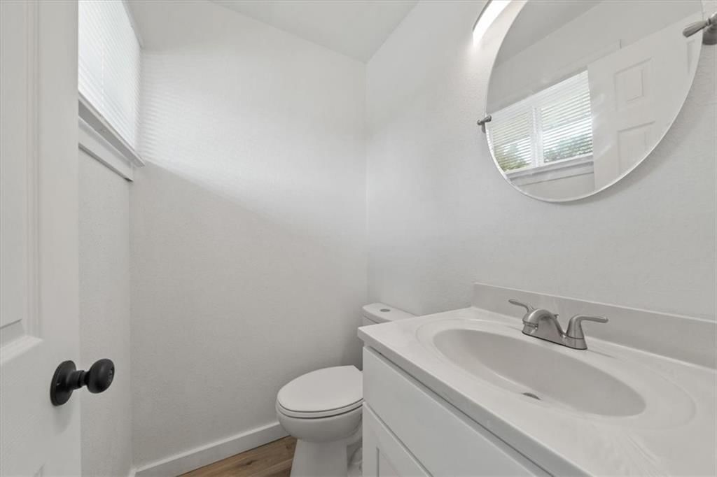 1003 Twin Oaks Terrace — photo 24