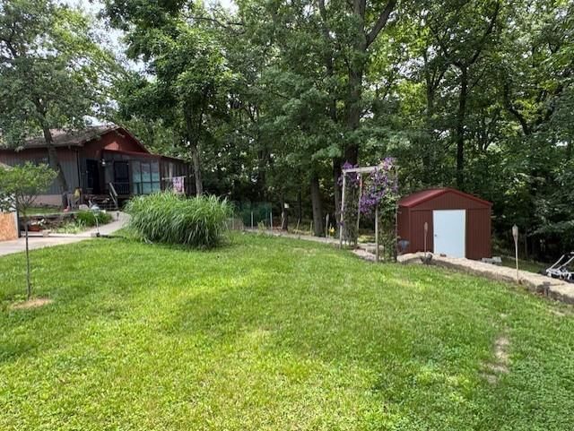 Photo 17 of 22 - 140 Lindberg Drive