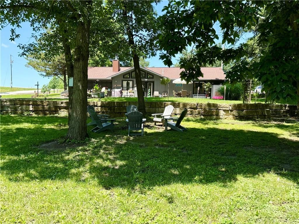 Photo 19 of 22 - 140 Lindberg Drive