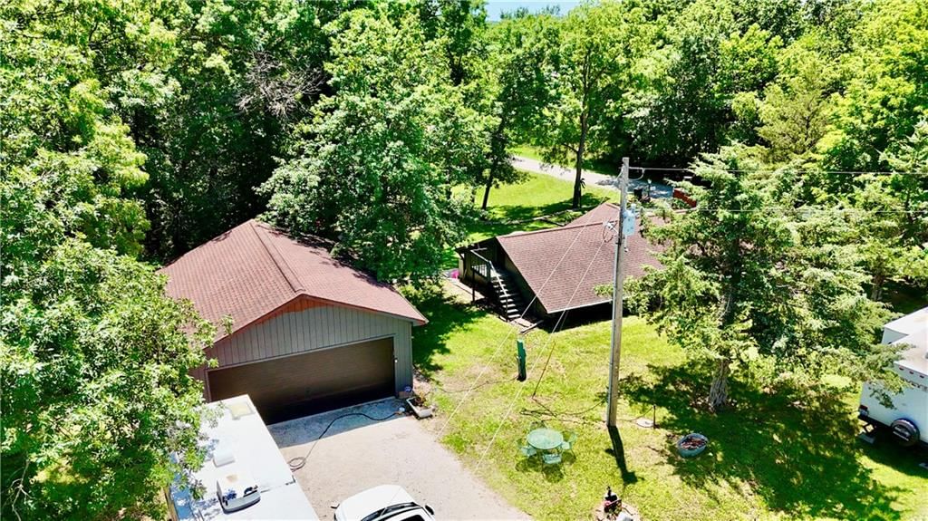Photo 20 of 22 - 140 Lindberg Drive