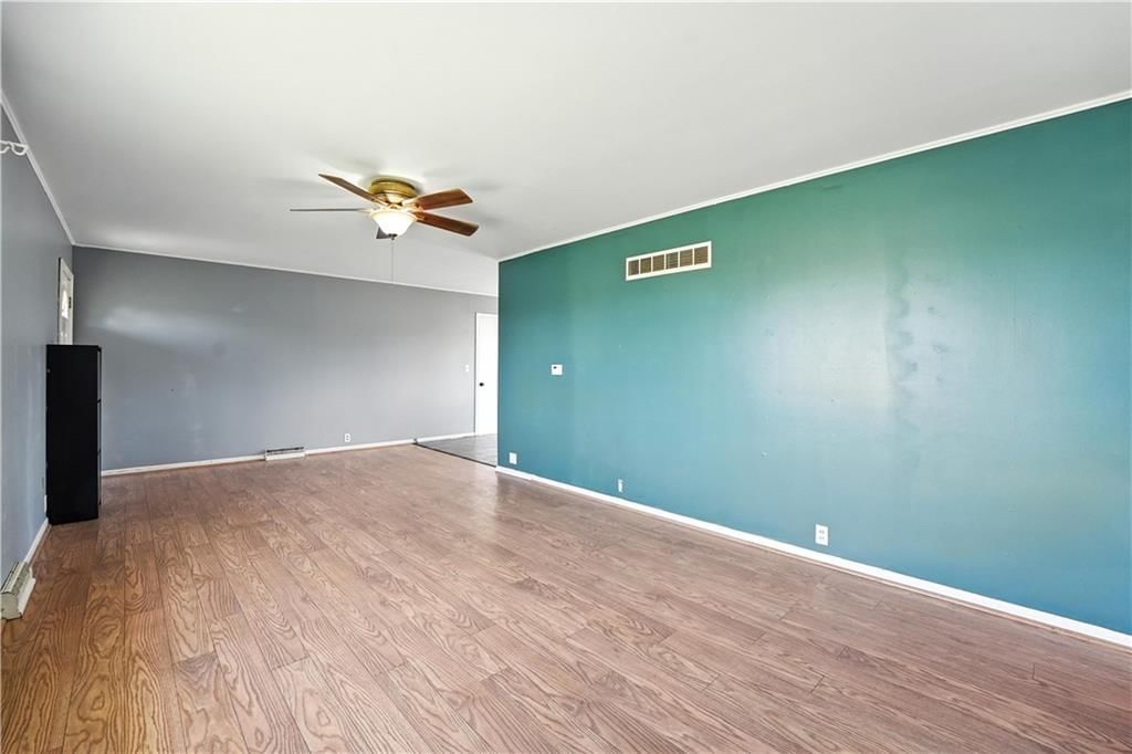 Photo 6 of 56 - 29354 W 319th Street