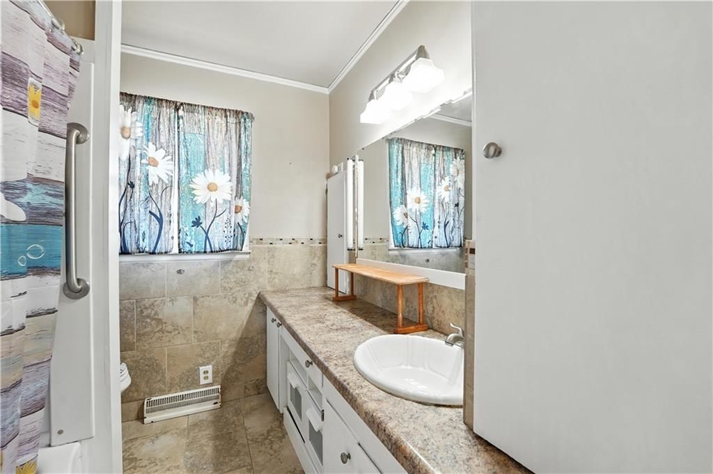 Photo 15 of 56 - 29354 W 319th Street