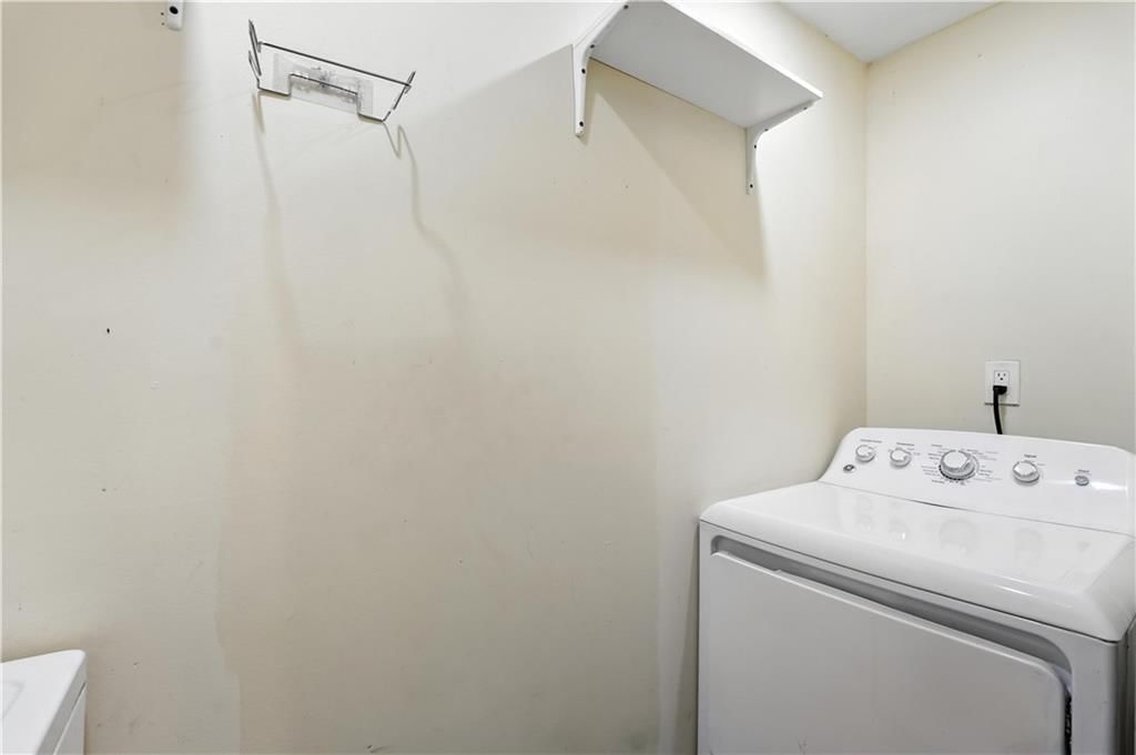 Photo 18 of 56 - 29354 W 319th Street