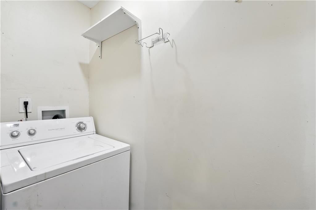 Photo 19 of 56 - 29354 W 319th Street