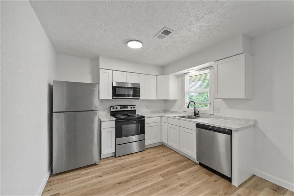 904 Twin Oaks Terrace — photo 21