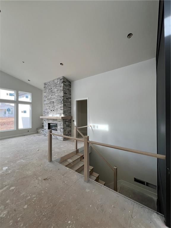 2412 W 177th Street — photo 6