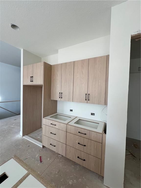 2412 W 177th Street — photo 13