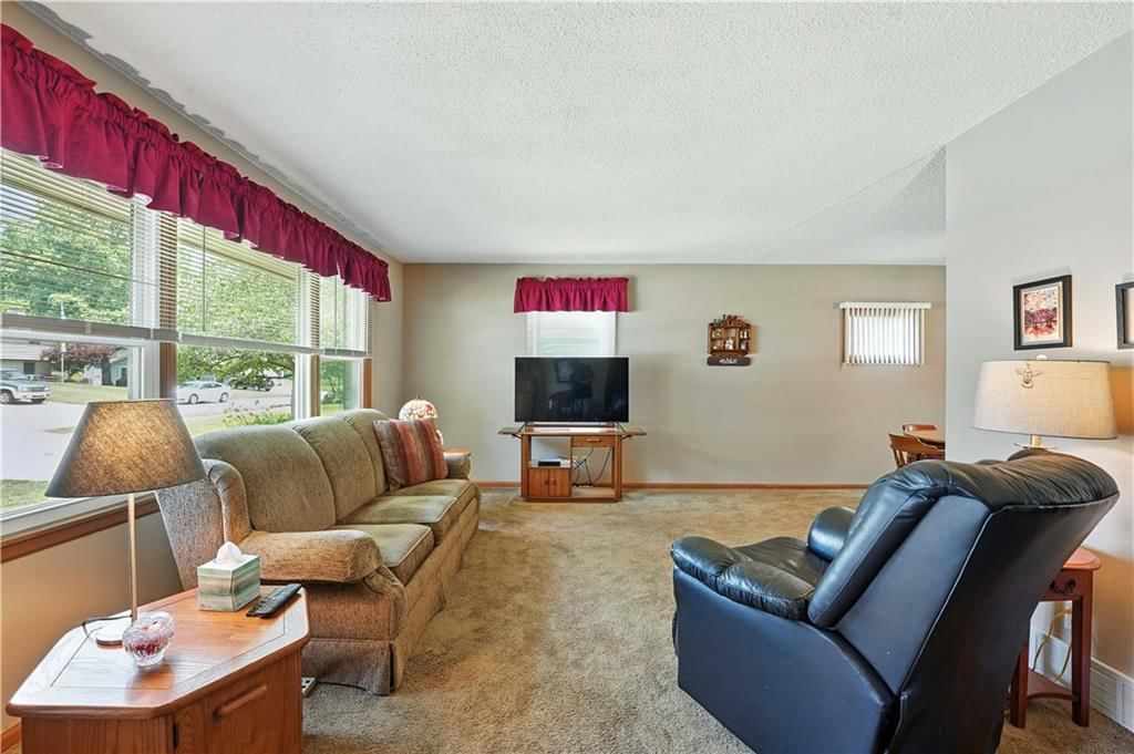 9215 W 76th Street — photo 5
