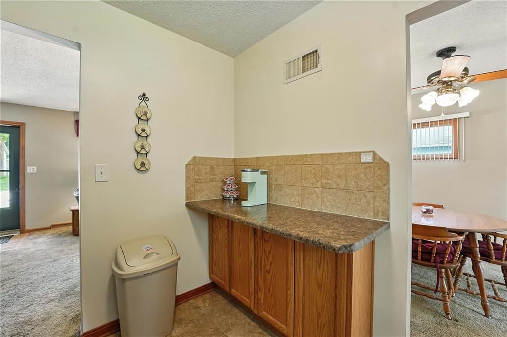 9215 W 76th Street — photo 11