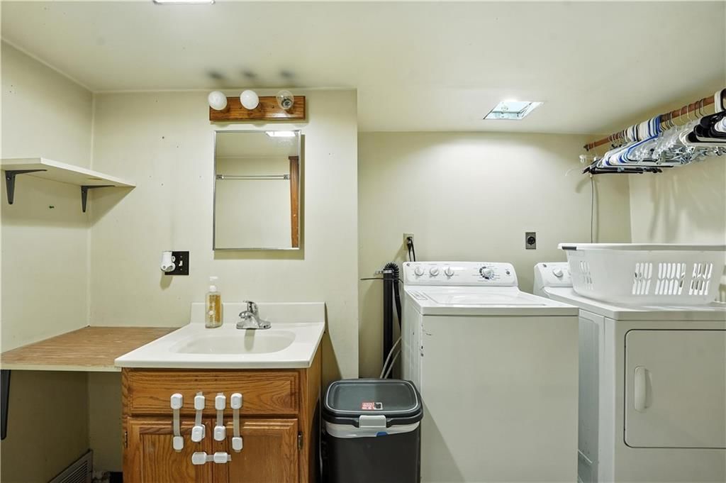 9215 W 76th Street — photo 20
