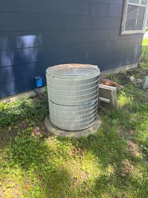 Photo 5 of 24 - 610 Virgina Avenue