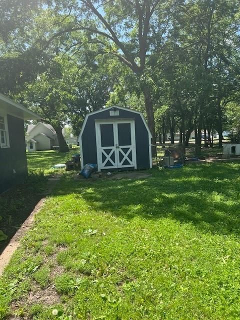 Photo 6 of 24 - 610 Virgina Avenue
