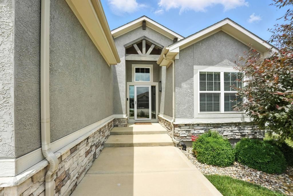 Photo 46 of 56 - 16486 S Chalet Drive