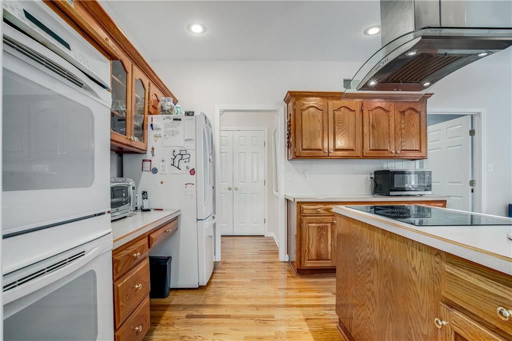 Photo 8 of 30 - 17801 E 30th Street S