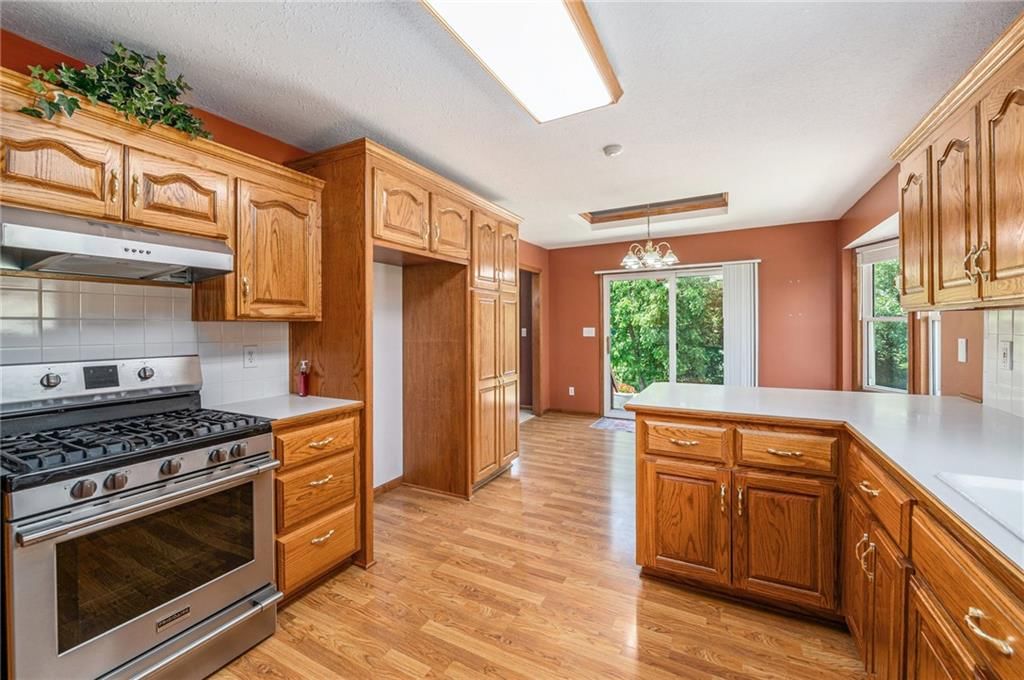 11180 Riverview Avenue — photo 7