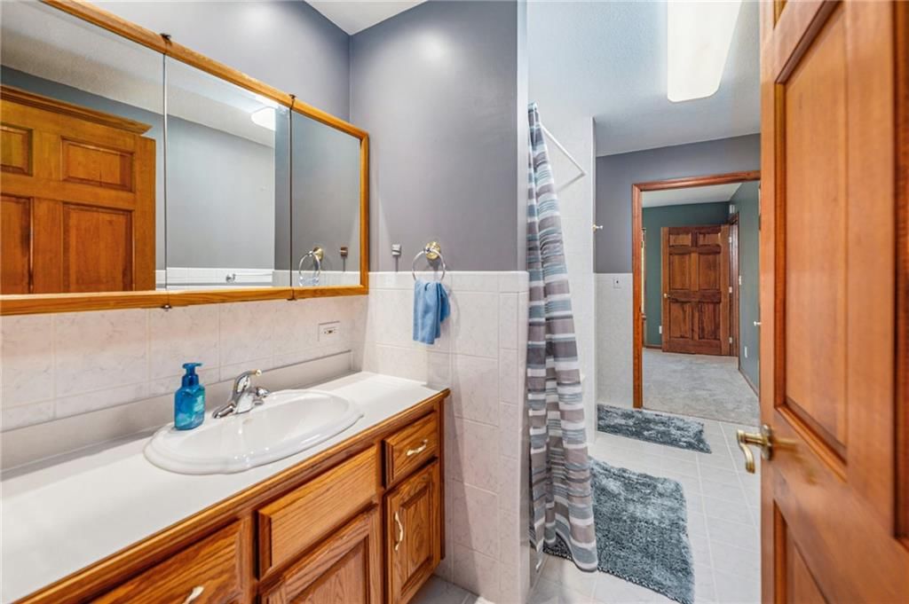 11180 Riverview Avenue — photo 9
