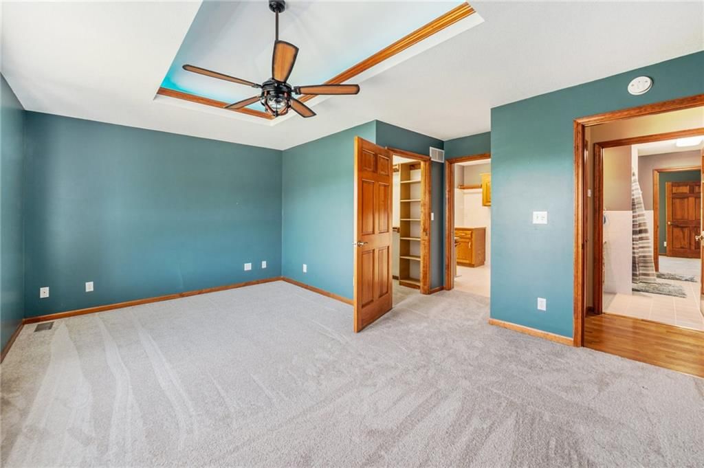 11180 Riverview Avenue — photo 12