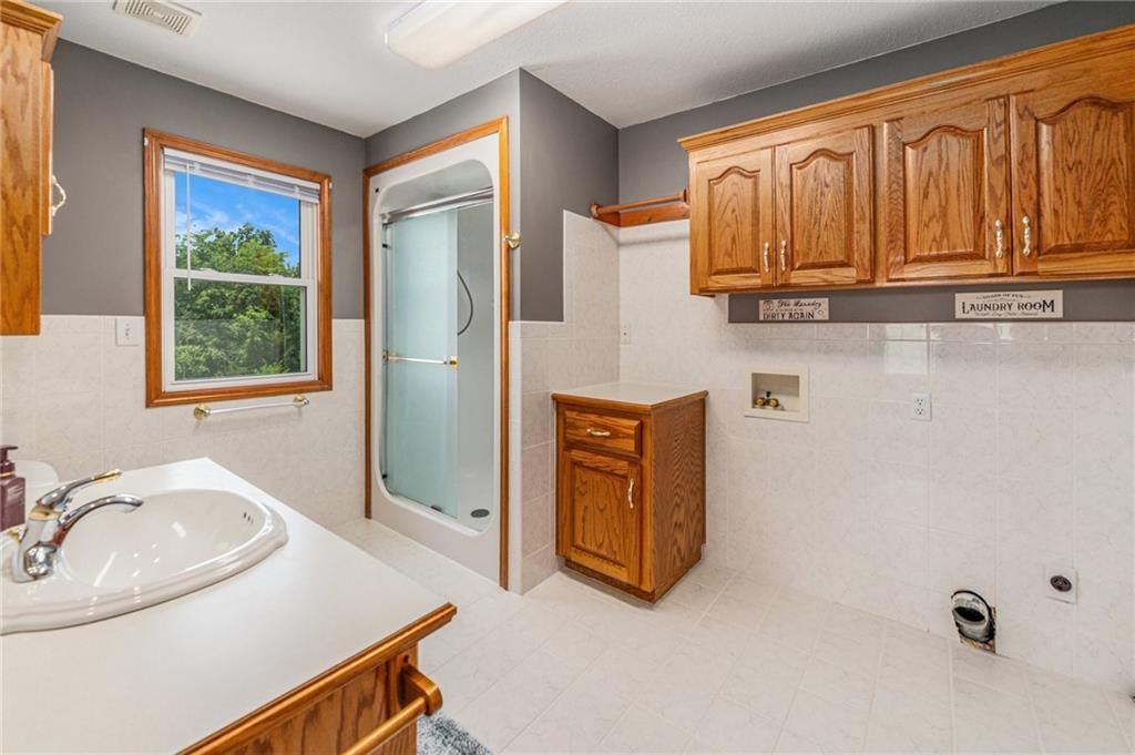11180 Riverview Avenue — photo 13