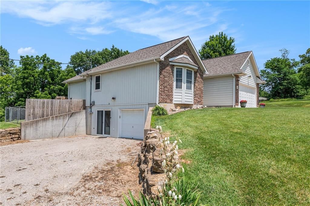 11180 Riverview Avenue — photo 21
