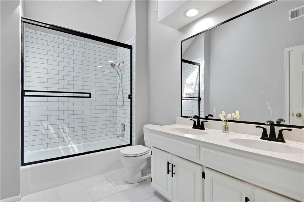 3204 W 121ST Terrace — photo 30