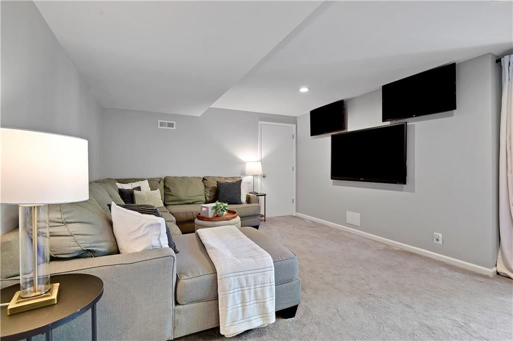 3204 W 121ST Terrace — photo 33