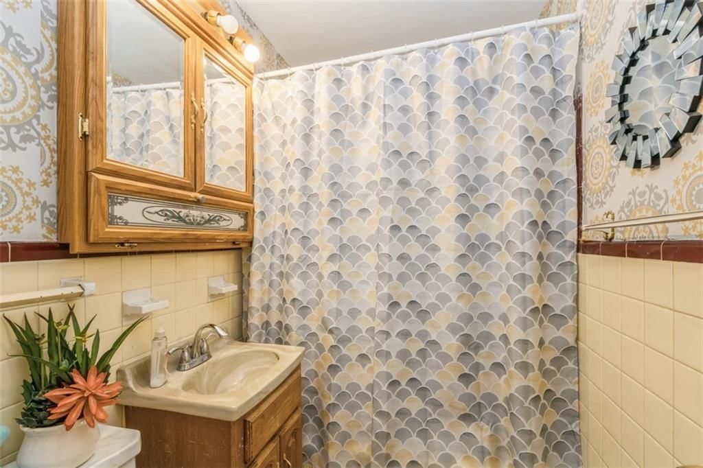 4234 E 68TH Street — photo 10