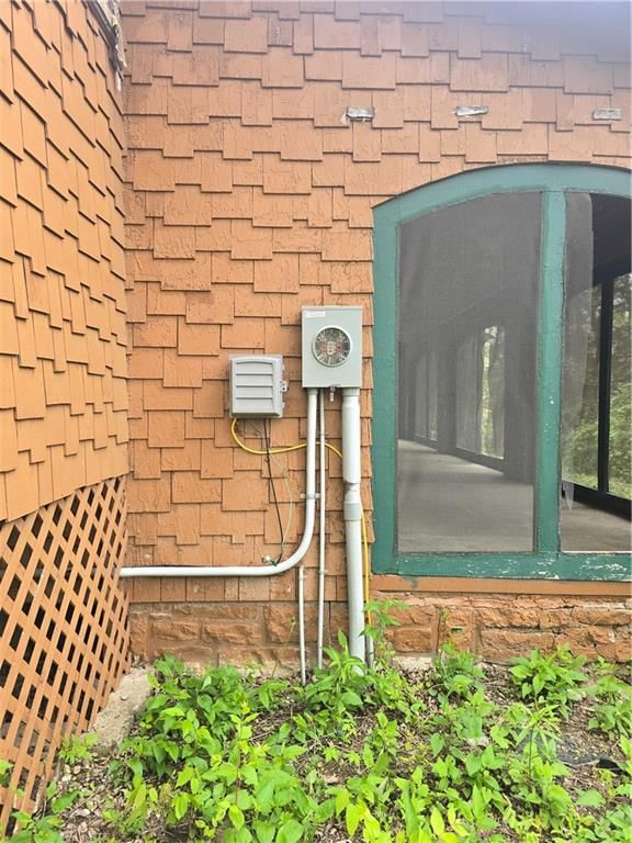 906 Lake Maurer Road — photo 8