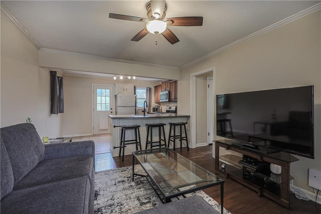 644 Thornton Street — photo 6
