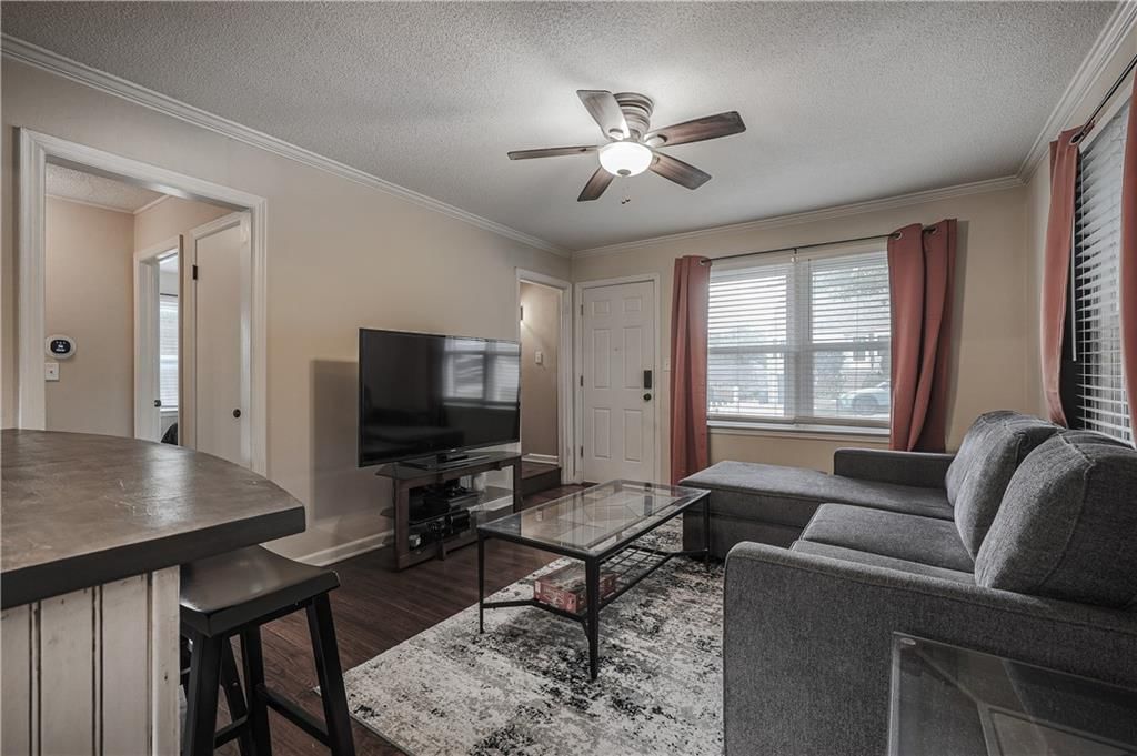 644 Thornton Street — photo 7