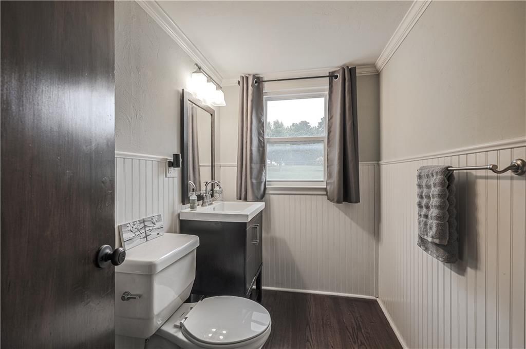 644 Thornton Street — photo 14