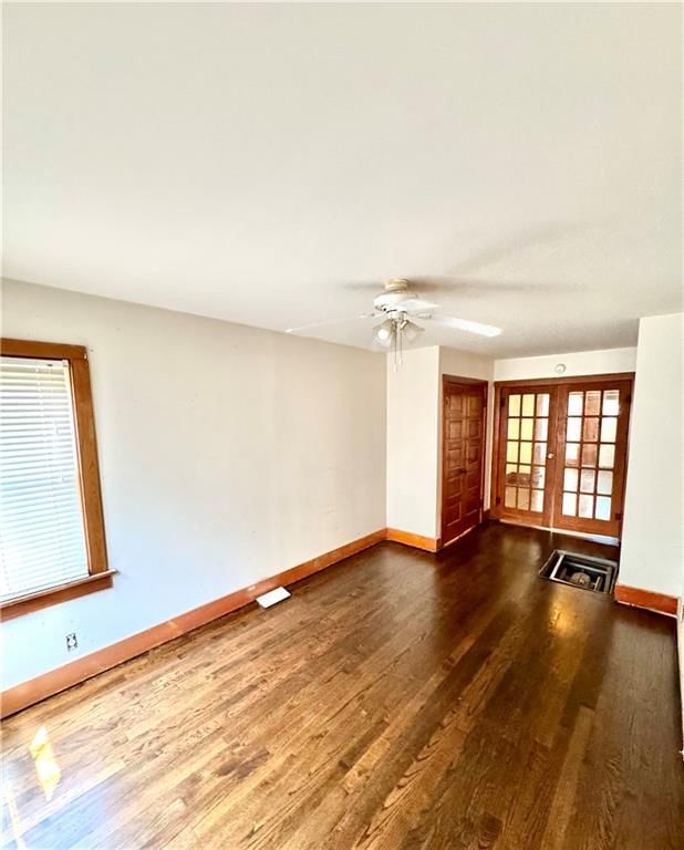 425 E Mill Street — photo 8