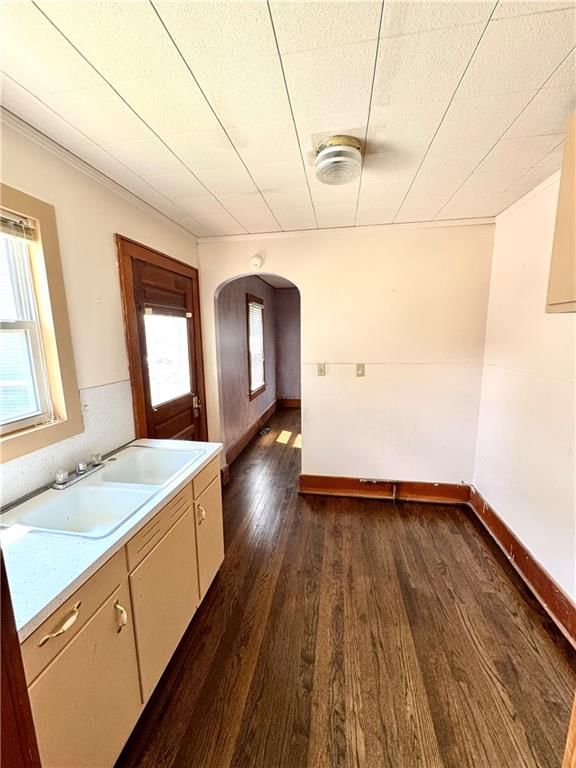 425 E Mill Street — photo 17