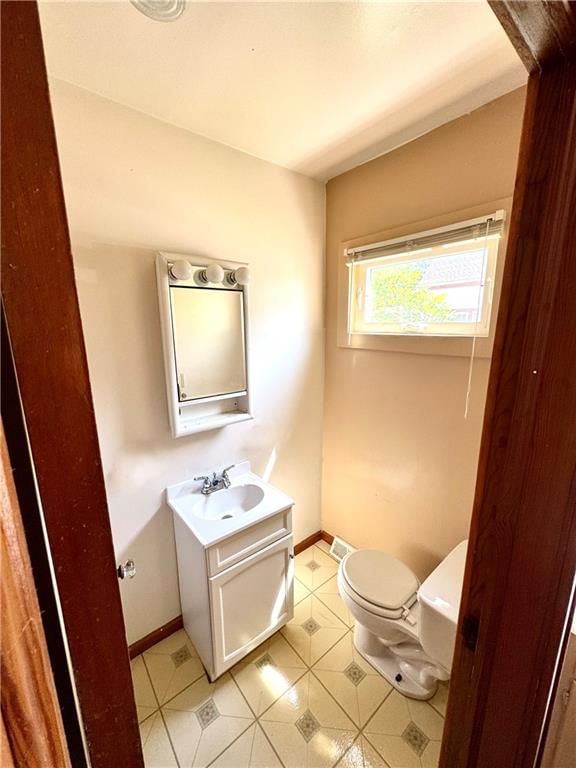 425 E Mill Street — photo 19